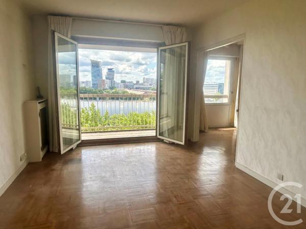 Appartement F4 à vendre  5 pièces - 96,81 m 2   PARIS  - 75012