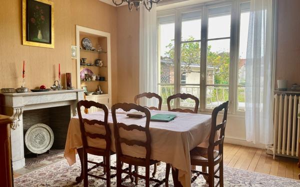 Maison à vendre    5 pièces • 106,88 m2 Viroflay