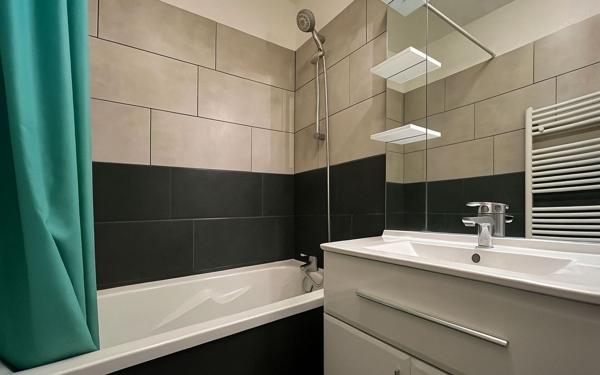 Appartement à vendre    2 pièces • 54,95 m2 Miramas