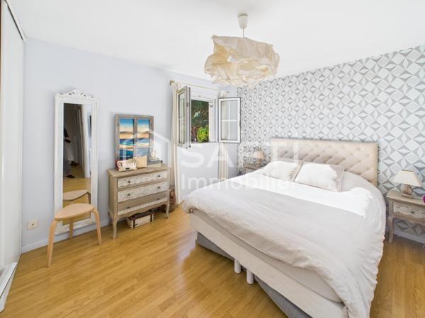 Maison 5 pièces – 97 m² , sur un terrain de 200 M2 - Saint-Médard-en-Jalles (33160)