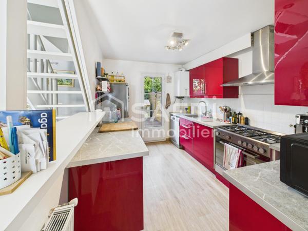 Maison 5 pièces – 97 m² , sur un terrain de 200 M2 - Saint-Médard-en-Jalles (33160)