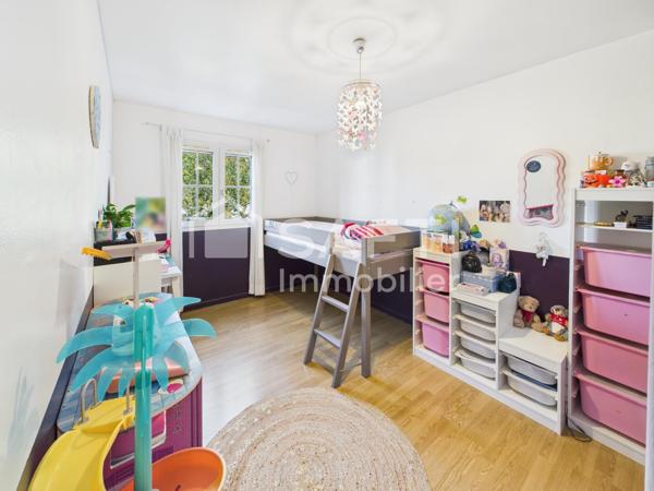 Maison 5 pièces – 97 m² , sur un terrain de 200 M2 - Saint-Médard-en-Jalles (33160)