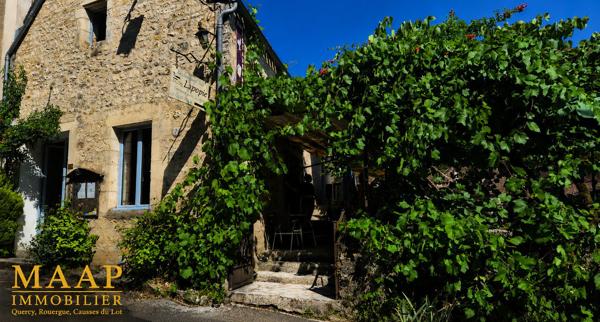 Restaurant avec terrasse – Fonds de commerce – Saint-Cirq-Lapopie 210 000 €