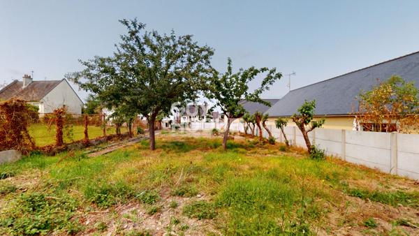 Maison familiale - 4 chambres - Bureaux - Sous-sol complet - Jardin - Pontorson