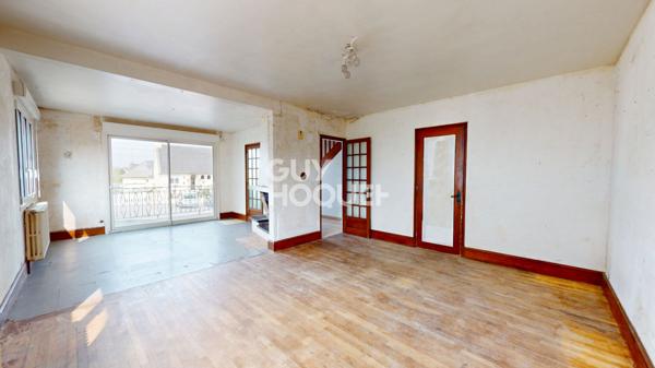 Maison familiale - 4 chambres - Bureaux - Sous-sol complet - Jardin - Pontorson