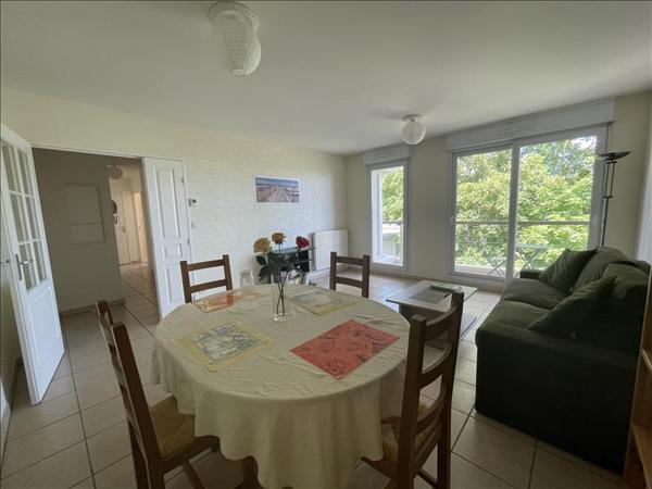 Appartement à louer 780 € CC BLOIS 3 p 66 m² DPE C