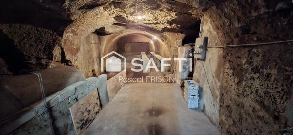 Maison de 85m² 04 pièces avec caves troglodytes