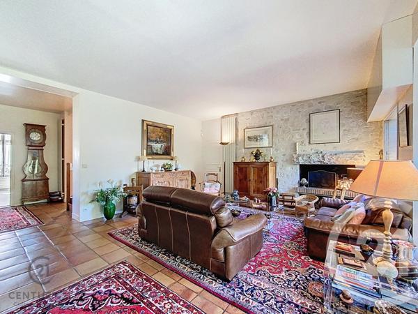 Maison à vendre  11 pièces - 320 m2 NEMOURS - 77