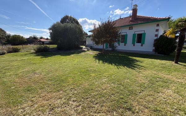 Maison à vendre    5 pièces •  Biscarrosse