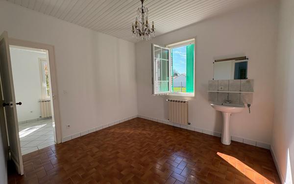 Maison à vendre    5 pièces •  Biscarrosse