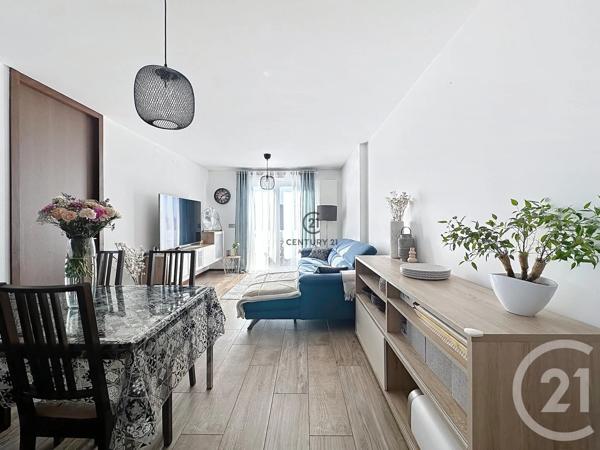 Appartement F3 à vendre  3 pièces - 63,04 m 2   LIVRY GARGAN  - 93