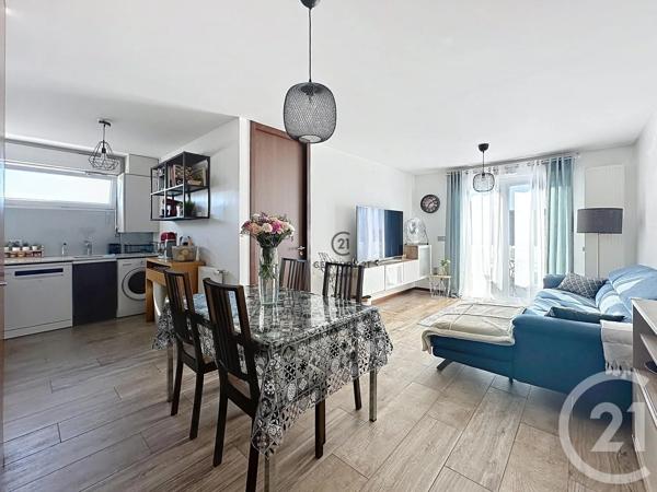 Appartement F3 à vendre  3 pièces - 63,04 m 2   LIVRY GARGAN  - 93