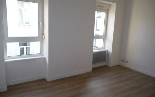 Appartement à louer    1 pièce •  Brest