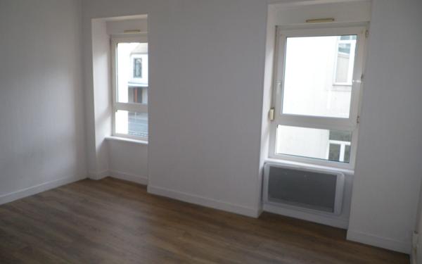 Appartement à louer    1 pièce •  Brest