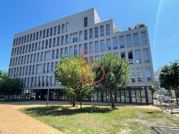 Bureau de 515 m² à vendre à Bordeaux Lac - Bruges