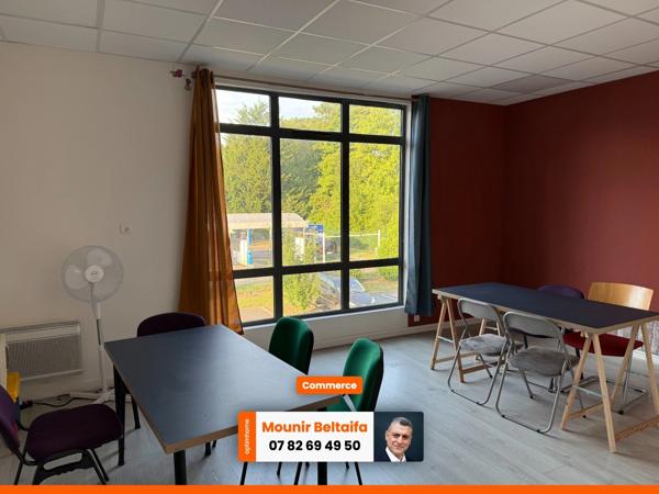 BAILLY-ROMAINVILLIERS (77700) – LOCAL D’ACTIVITÉ DE 260 M² – BUREAUX ET ESPACE POLYVALENT – ACCÈS INDÉPENDANT – 2 PARKINGS