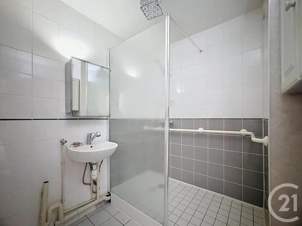 Appartement F2 à vendre  2 pièces - 50 m 2   OLIVET  - 45