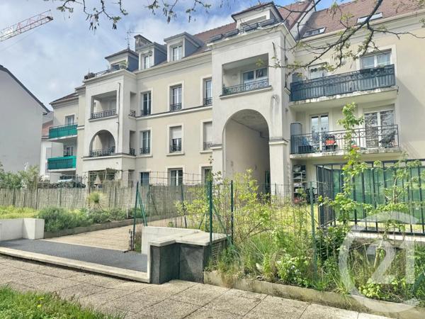 Appartement Studio à vendre  1 pièce - 29,95 m 2   MONTLHERY  - 91