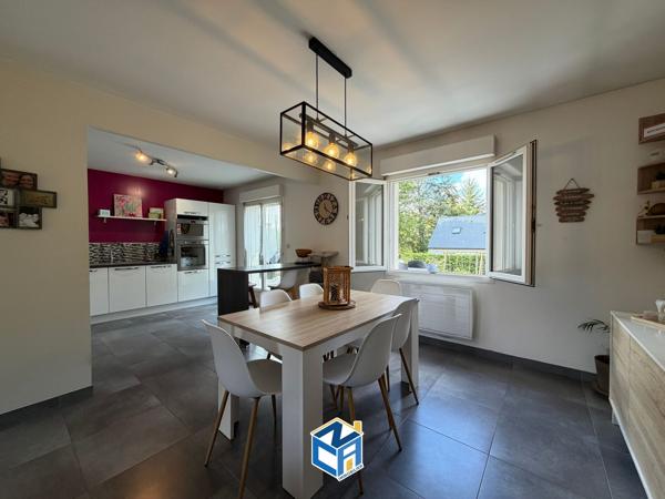 MAISON 4 CHAMBRES - GARAGE - JARDIN 555M2