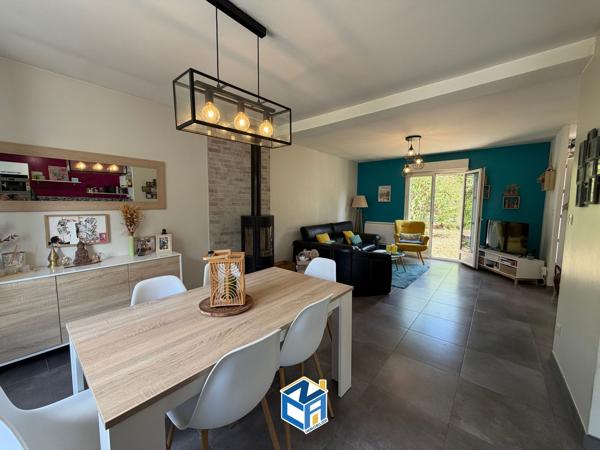 MAISON 4 CHAMBRES - GARAGE - JARDIN 555M2