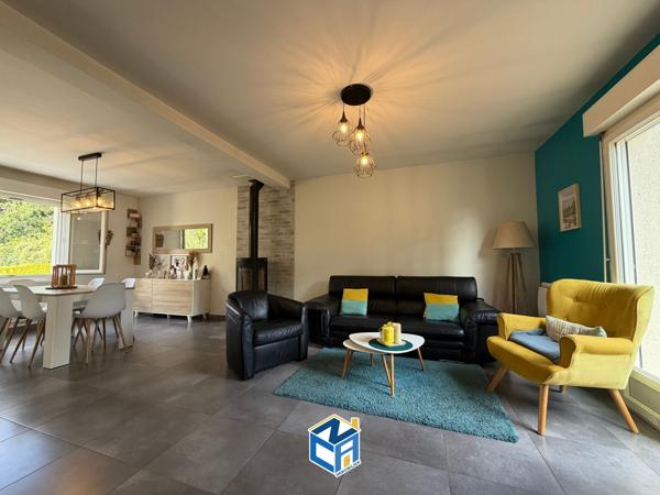 MAISON 4 CHAMBRES - GARAGE - JARDIN 555M2
