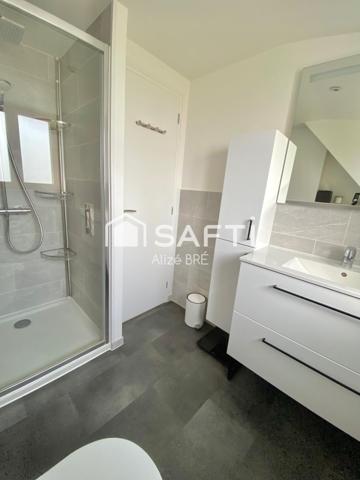 Longère en pierre 120m2 sur la côte bretonne