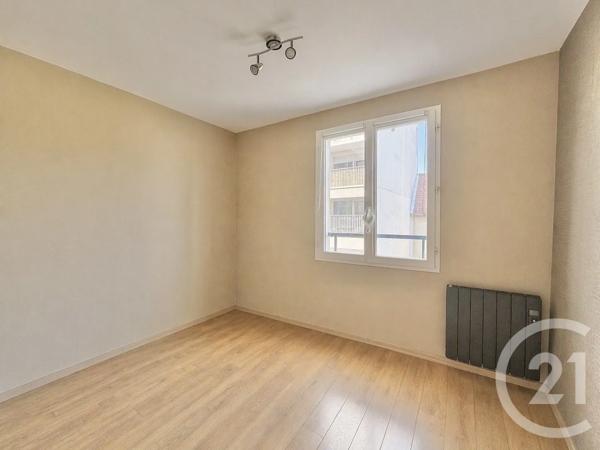 Appartement F4 à vendre  4 pièces - 82,59 m 2   ATHIS MONS  - 91