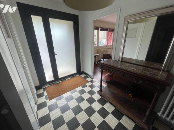 A vendre RENNES Maison Quartier Sacré Coeur, Grande maison familiale avec 8 huit chambres, très...