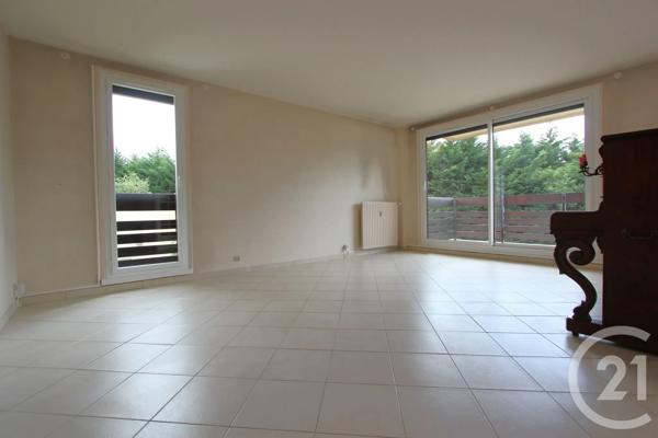 Appartement F4 à vendre  4 pièces - 90 m 2   ST MICHEL SUR ORGE  - 91