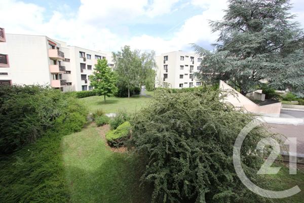 Appartement F4 à vendre  4 pièces - 90 m 2   ST MICHEL SUR ORGE  - 91