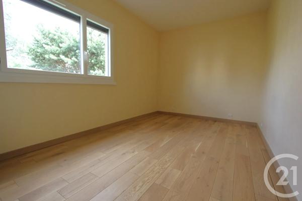 Appartement F4 à vendre  4 pièces - 90 m 2   ST MICHEL SUR ORGE  - 91