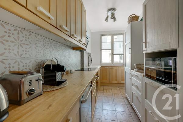 Appartement F3 à vendre  4 pièces - 83,18 m 2   ISSY LES MOULINEAUX  - 92