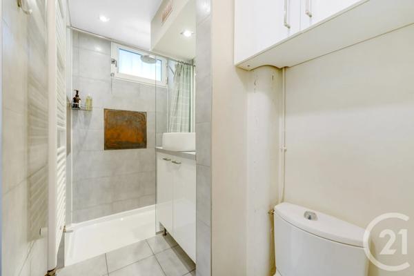 Appartement F3 à vendre  4 pièces - 83,18 m 2   ISSY LES MOULINEAUX  - 92