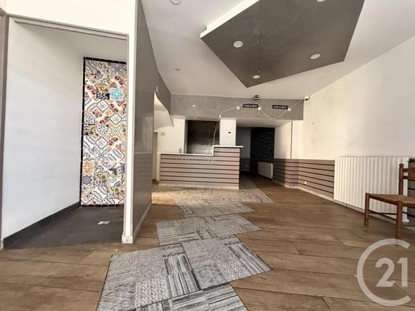 Immeuble à vendre  168 m 2   LA FERTE MACE  - 61