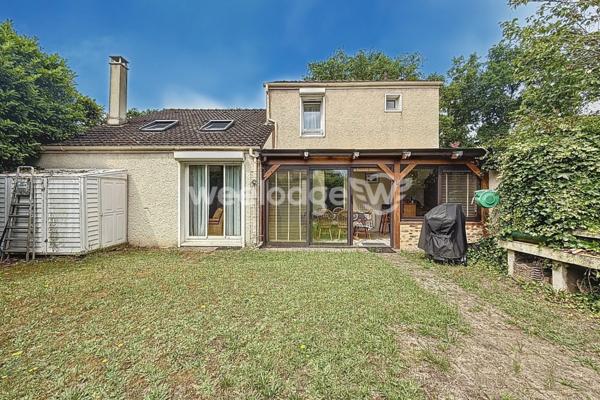 Maison à vendre 6 pièces de 118,64 m² à Éragny