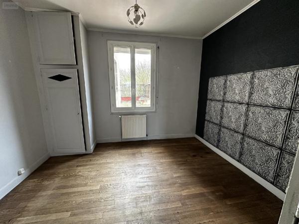 Maison à vendre à Villeneuve-sur-Yonne dans l'Yonne (89500), ref : 250017