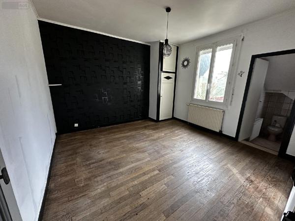 Maison à vendre à Villeneuve-sur-Yonne dans l'Yonne (89500), ref : 250017