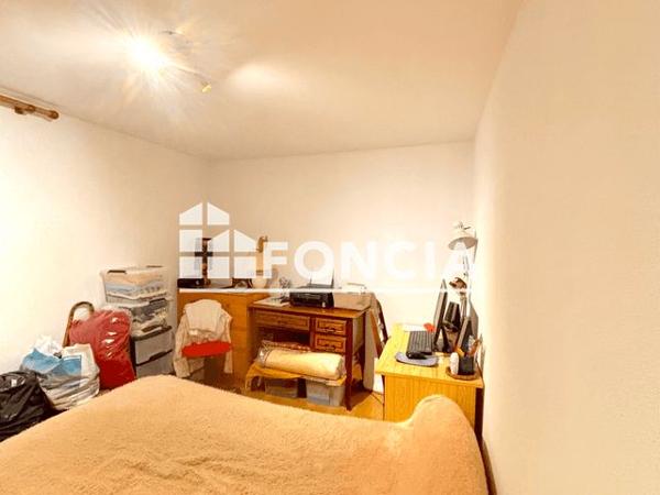 Location Maison 2 pièces 45.8 m² - 2 RUE DE LA PASSETIERE Viriville 38980