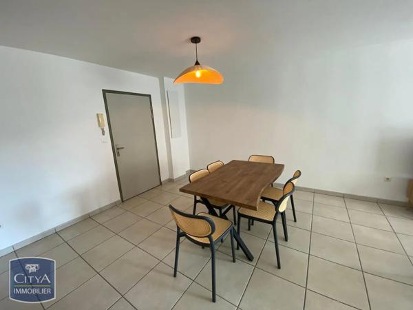 Appartement à louer 3 pièces 73.78m² Saint-Denis (97490)