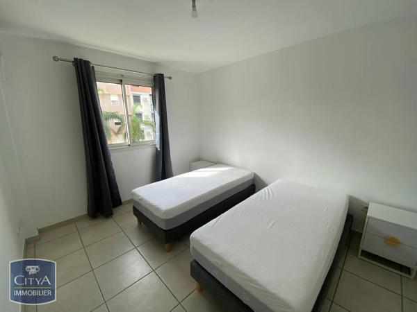 Appartement à louer 3 pièces 73.78m² Saint-Denis (97490)