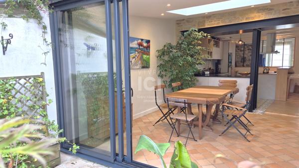 Maison familiale en plein bourg de Saint-Étienne-de-Montluc - Rare sur le secteur