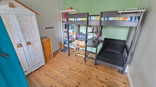 Maison familiale en plein bourg de Saint-Étienne-de-Montluc - Rare sur le secteur