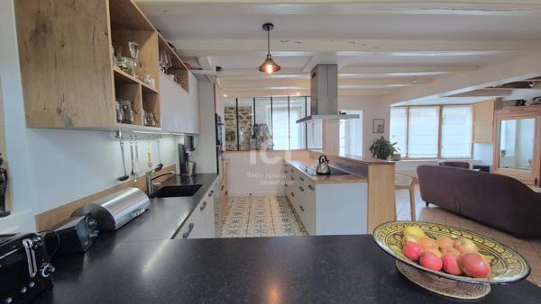 Maison familiale en plein bourg de Saint-Étienne-de-Montluc - Rare sur le secteur