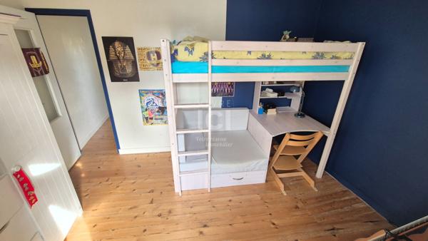 Maison familiale en plein bourg de Saint-Étienne-de-Montluc - Rare sur le secteur