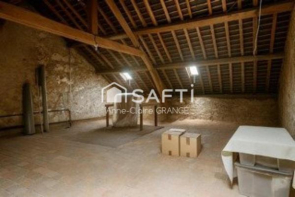 Maison de ville élégante, à proximité de toutes les commodités