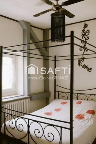 Maison de ville élégante, à proximité de toutes les commodités