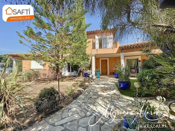 Villa de Prestige à Saint-Aygulf – 220 m², Piscine, aperçu Mer et Appartement F2 Indépendant | Côte d’Azur
