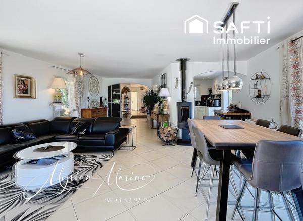 Villa de Prestige à Saint-Aygulf – 220 m², Piscine, aperçu Mer et Appartement F2 Indépendant | Côte d’Azur