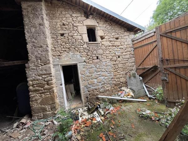 Maison à vendre |  Cognac-la-Forêt |  6 pièces | 132 m²