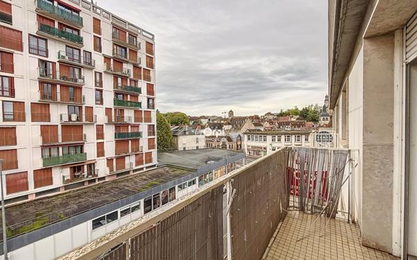 Appartement à vendre    4 pièces • 88 m2 Montluçon